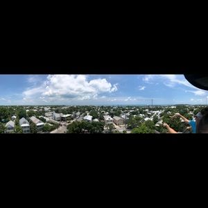 Meet your Posher, Garrett